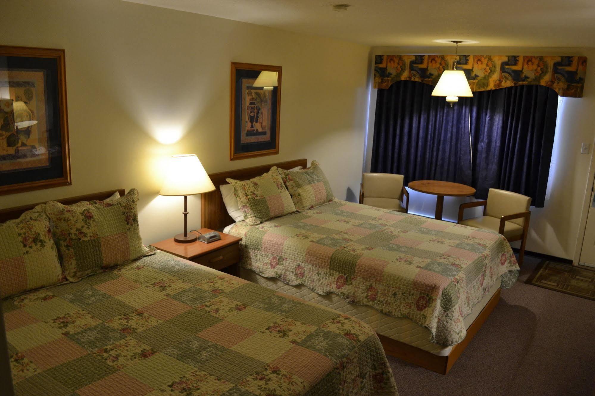 Ranchmen Motel Medicine Hat Exterior foto